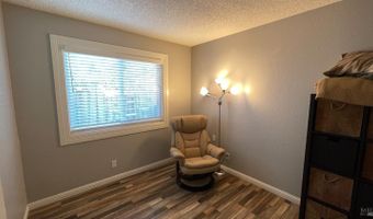 2417 San Joaquin Ct, Santa Rosa, CA 95401