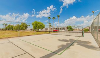 301 S SIGNAL BUTTE Rd 706, Apache Junction, AZ 85120