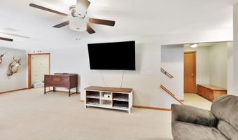 3100 Country Lane Dr, Augusta, KS 67010