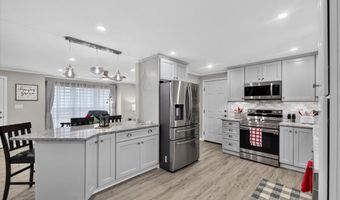2785 Rosewood Dr, Arnold, MO 63010