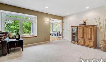 10574 88th Ave, Allendale, MI 49401