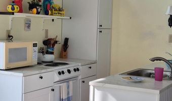 229 W OCEAN Ave, Villas, NJ 08251
