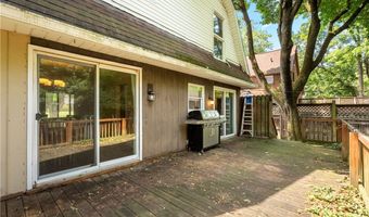151 Overlook Dr, Alliance, OH 44601