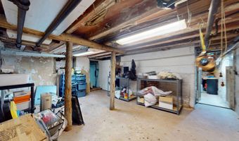 40 N Shore Rd, Absecon, NJ 08201