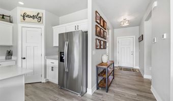2106 Ammann Dr, Adel, IA 50003