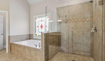 12516 Darvish Ln, Alpharetta, GA 30005