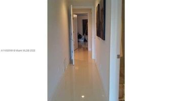 2950 NE 188th St 304, Aventura, FL 33180