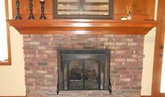 6712 Forrest Commons Blvd, Indianapolis, IN 46227