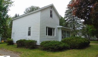 422 E Walnut St, Alma, MI 48801