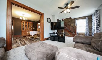 631 E 2nd St, Bridgewater, SD 57319