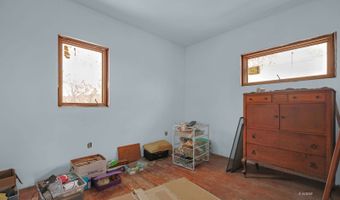 253 W Union St, Athens, OH 45701