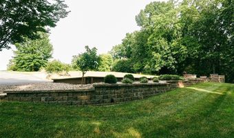694 Eagle Point Dr, Austin, KY 42123