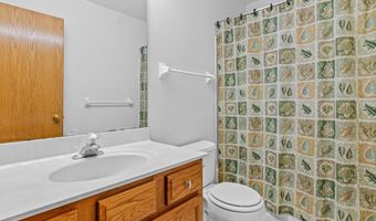 5831 157th Ln NW, Anoka, MN 55303