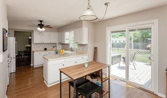 2304 Northwestern Ave, Ames, IA 50010