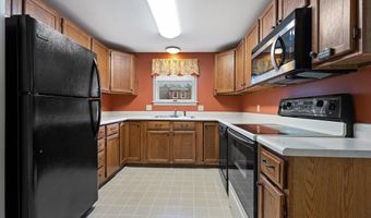 22 Cortland Cir, Bangor, ME 04401
