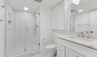 2151 JAMIESON Ave 1002, Alexandria, VA 22314