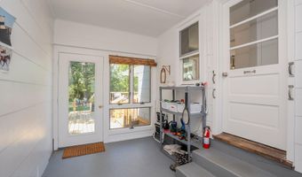 172 Ellisdale Rd, Allentown, NJ 08501