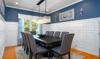 121 Stillwater Rd, Smithfield, RI 02917