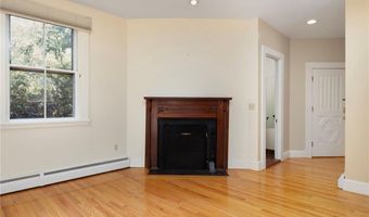 107 Old Beach Rd 2, Newport, RI 02840