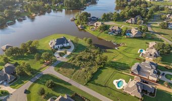 1104 Long Key Cir, Benton, LA 71006
