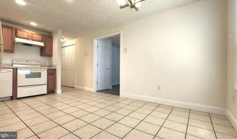 210 W HIGH St, Felton, DE 19943