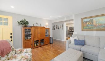 115 Beverly Rd, East Providence, RI 02915