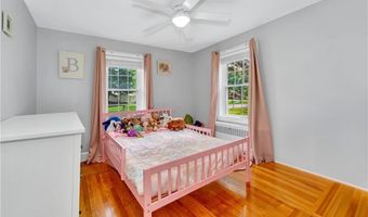 38 Anthony Dr, Cumberland, RI 02864