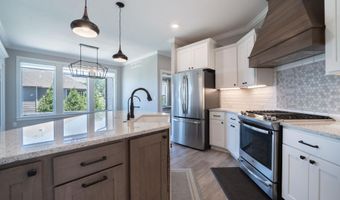 1604 N Shadow Rock Dr, Andover, KS 67002