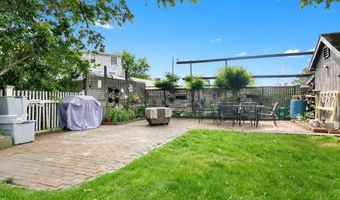 17 Lothrop St 1, Beverly, MA 01915