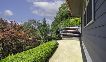 753 Wrights Creek Dr, Ashland, OR 97520