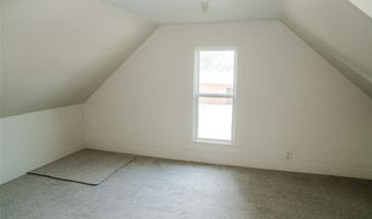 707 E 5th St, Altamont, KS 67330