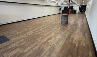 120 N Main St, Andrews, TX 79714