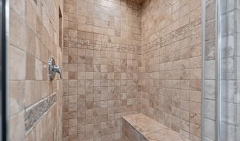 108 N Main St, Algonquin, IL 60102