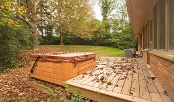 1365 Chalmers Dr, Ann Arbor, MI 48104