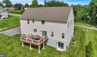 355 WESTVIEW Dr, Akron, PA 17501