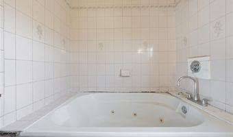 221 Curran Rd, Cumberland, RI 02864