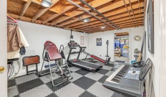 3 Travel Rd, Alloway, NJ 07461