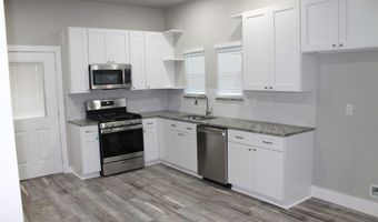 104 S Hubbard St, Alvord, TX 76225