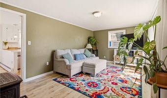 127 Highland Ave, Cumberland, RI 02864