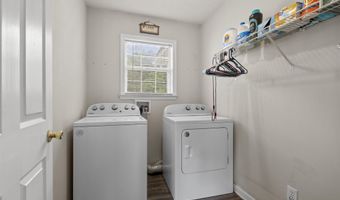 917 Leyland Dr, Albertville, AL 35950