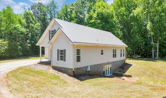 214 Kristi Ln, Appomattox, VA 24522