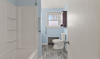50 Loring Ave, Auburn, ME 04210