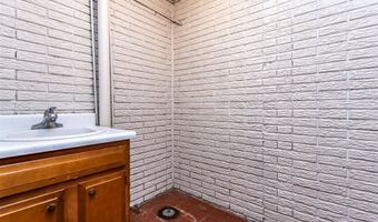 928 Northdale Dr, Alton, IL 62002