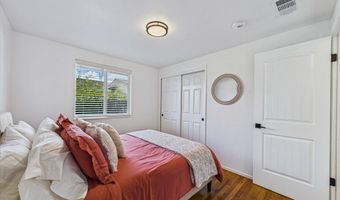 1983 Ernest Way, Arcata, CA 95521