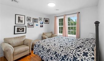 1196 Charles St 6, North Providence, RI 02904