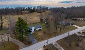 1705 Lakeview Dr, Ava, MO 65608
