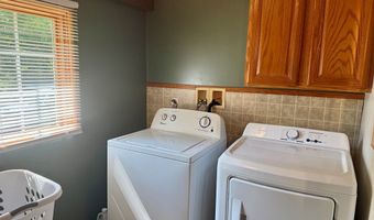 107 6th, Beaver, WV 25813