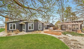 46923 250th St, Baltic, SD 57003