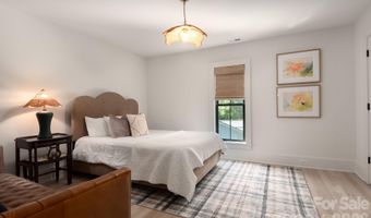 3020 Whiting Ave, Charlotte, NC 28205