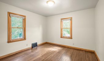 539 Brisbin St, Anoka, MN 55303
